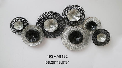 METAL WALL DECOR