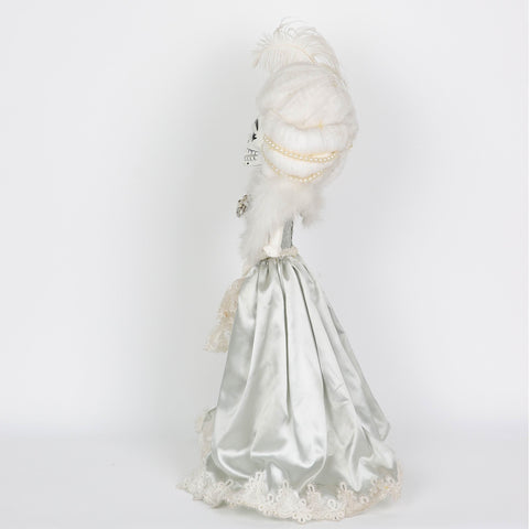 10*8*28‘’ White Dress Halloween The Ghost Bride Décor