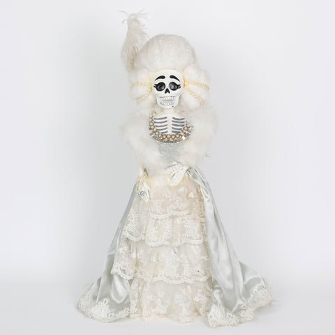 10*8*28‘’ White Dress Halloween The Ghost Bride Décor