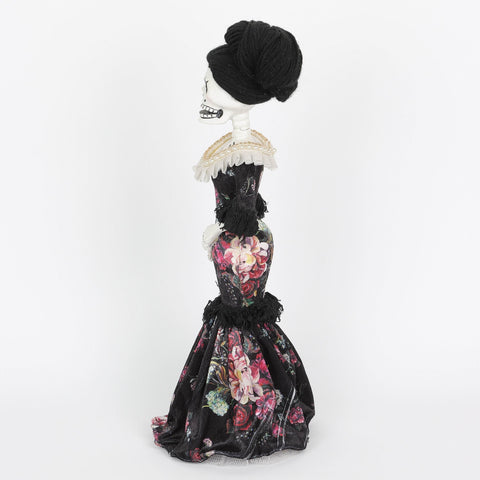 5*4.25*18.0'' The Ghost Bride Décor
