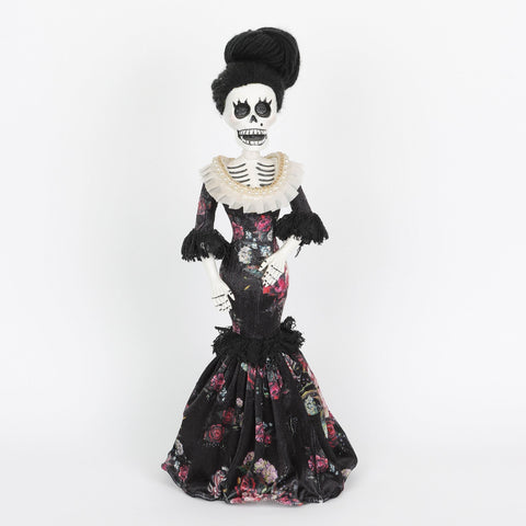 5*4.25*18.0'' The Ghost Bride Décor