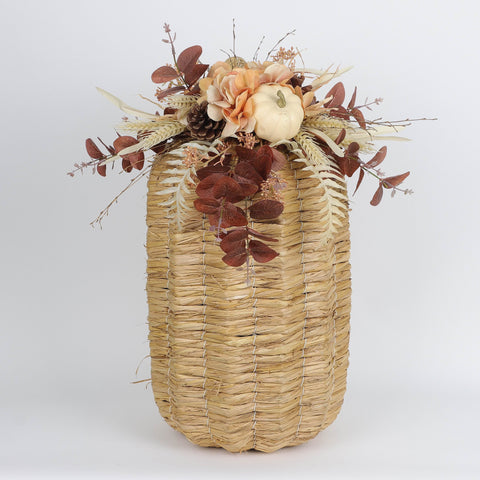 Harvest Fall Straw Décor with Pumpkins