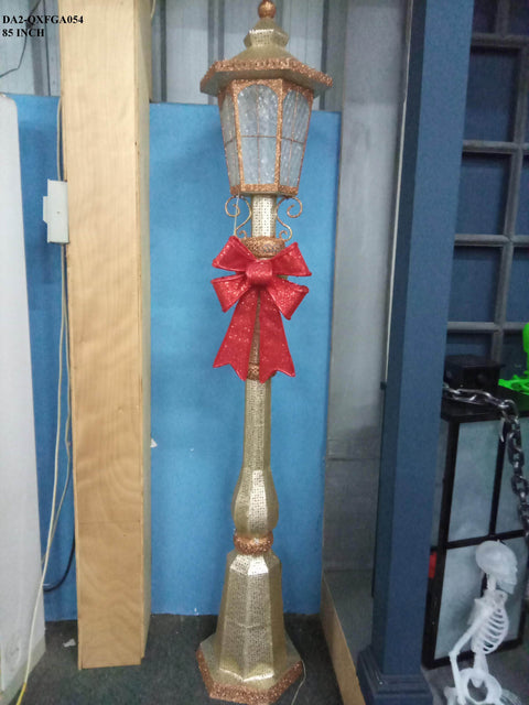 Christmas PRE-LIT OUTDOOR decor