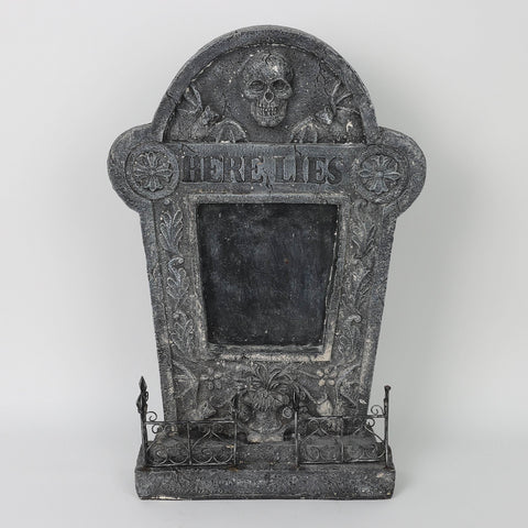 13.75*3.75*24.25'' Here Lies Tombstone Décor