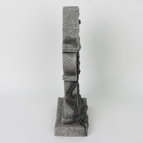 10.0*4.25*15.75'' Sir Tombstone Décor