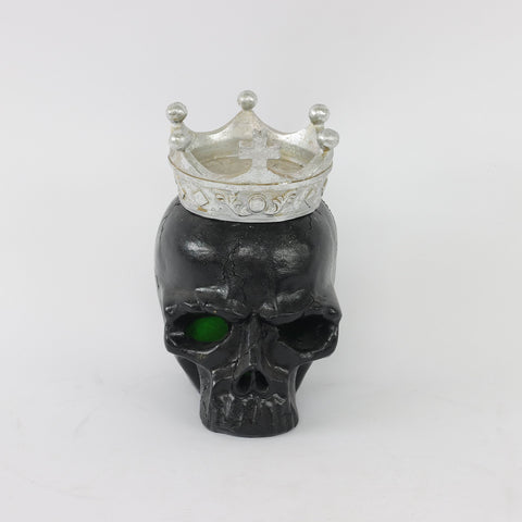 4.75*5.5*7.0'' Black Skull W/Silver Royal Crown Décor