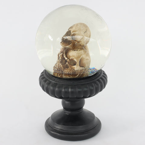 4.7*8.25'' Skull Resin Water Ball Décor