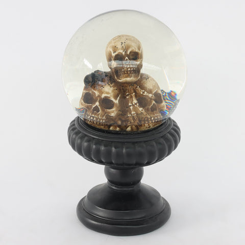 4.7*8.25'' Skull Resin Water Ball Décor