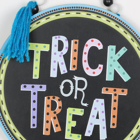 9.5*9.5*0.5‘’ Halloween Trick Or Treat Wall Hanger Décor