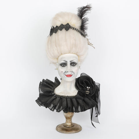 10.25*9.5*19.0''The Ghost Bride Head W/Gold Base Décor
