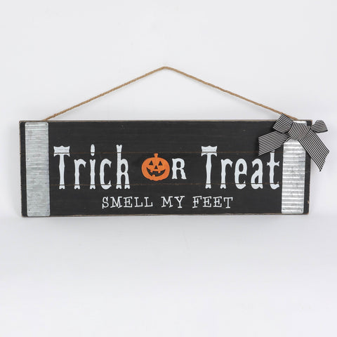 Halloween Trick or Treat MDF Wall Hanger Décor