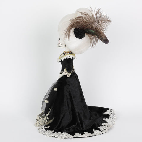7.0*4.5*20.5''Black Dress The Ghost Bride Décor