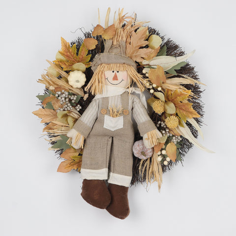 Harvest Wreath with Scarecrow Décor