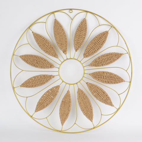 Metal Flower Pattern Wall Hanger