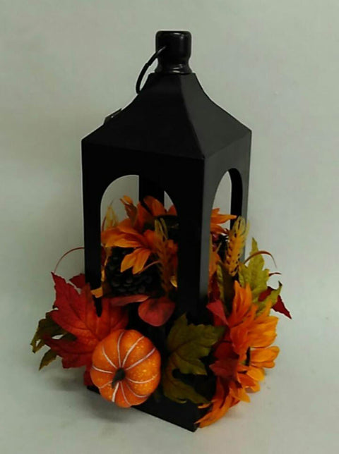 Lantern W/ Fall Floral