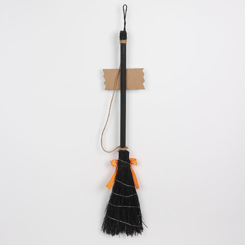 6.75*2.0*32.0''Black Cat Besom Hanger W/Lite Décor