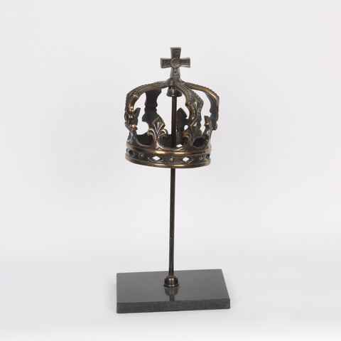 6.50X6.50X16 Inch Crown On Rectangle Base