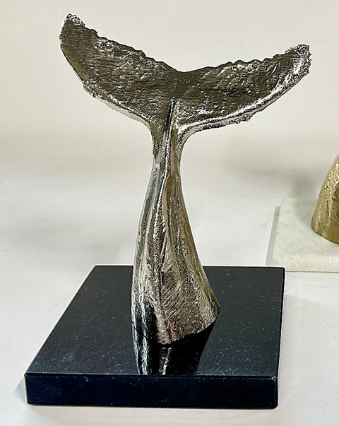 Anatomical Whale Tail On Base (S) Nickel