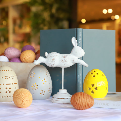 Vintage Resin Rabbit Décor