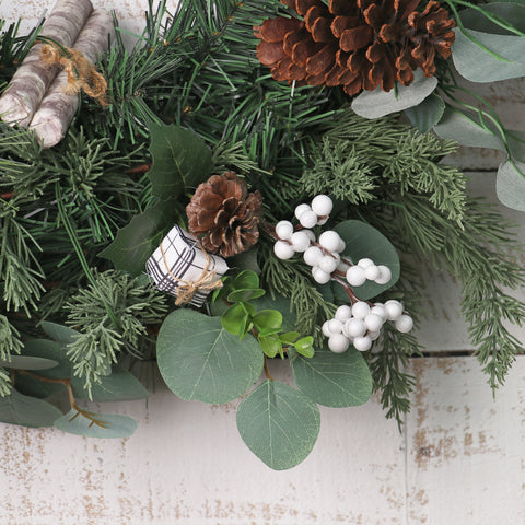 10IN PLAIDS GIFT PINECONE W/WHITE BERRIES PICK
