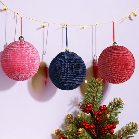 CHRISTMAS DIA. 4.75in Pink Fabric Sphere Ornament