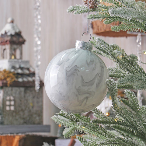 CHRISTMAS 4.72 in Marbled Ornament