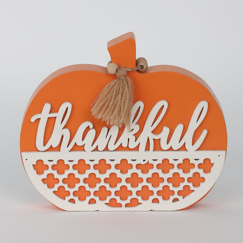 Harvest Pumpkin Décor with Thankful Sign decor