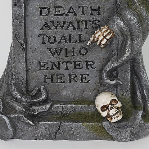 8.25*3.0*12.25''Skull Tombstones Décor