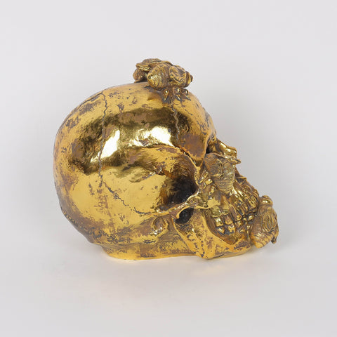 4.25*6.5*6.75'' Gold Skull W/Lite Décor