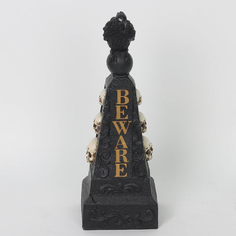 4.375*3.75*12.875'' Black Berare Décor W/Crow&Skull
