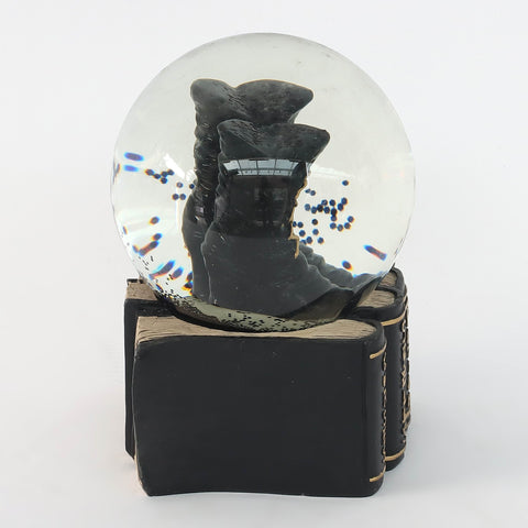4.0*4.0*5.75'' Boots Water Ball On Resin Books Décor