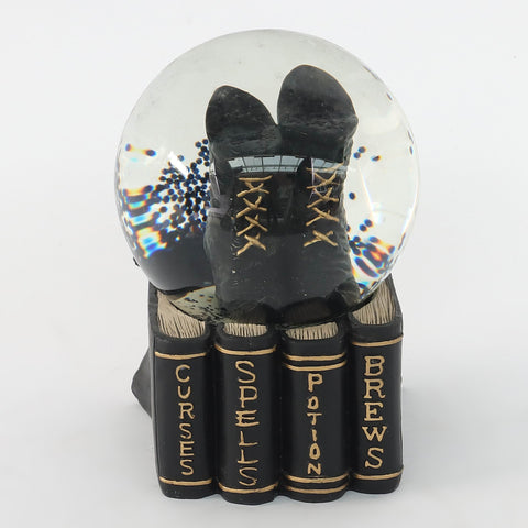 4.0*4.0*5.75'' Boots Water Ball On Resin Books Décor