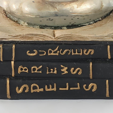 4.0*4.0*5.5''White Skull Resin Water Ball Décor