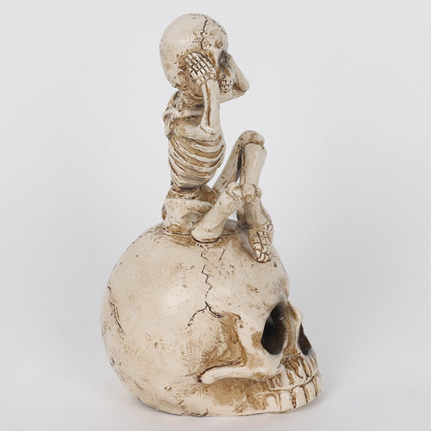 3.0*3.5*6.75'' Resin Covering Ears Ghost Sitting On Skull Décor W/Lite