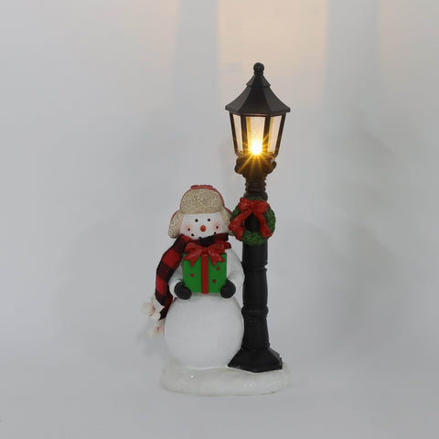 Christmas Resin Lamp Post W/ Snowman Décor