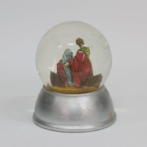 Christmas Resin Water Global Décor