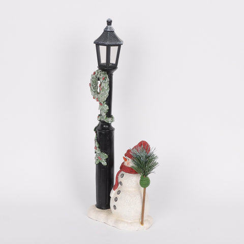 Christmas Resin Lamp Post W/ Snowman Décor