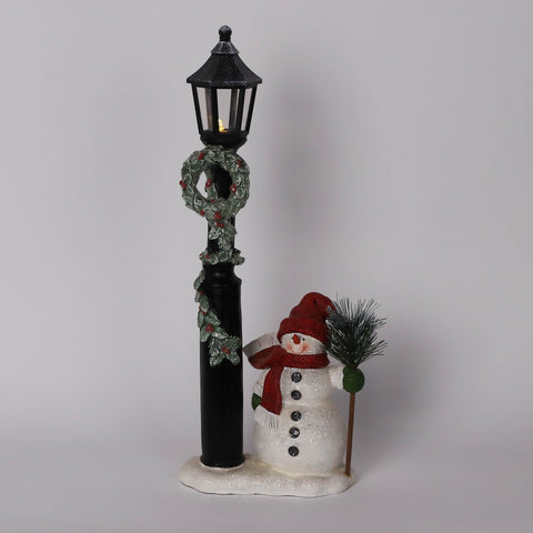 Christmas Resin Lamp Post W/ Snowman Décor