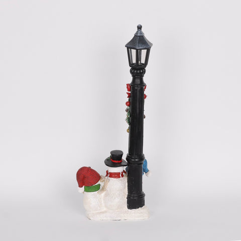 Christmas Resin Lamp Post W/ Snowman Décor