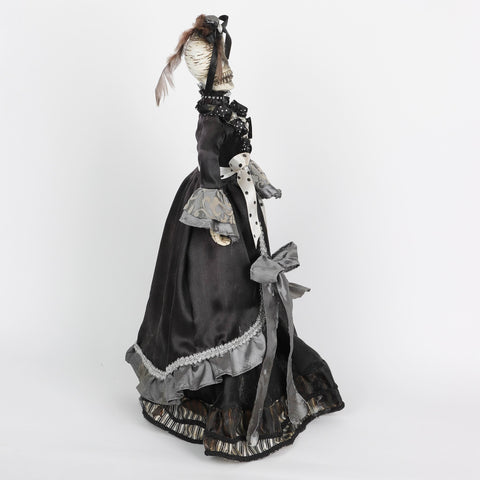 15.0*10.0*23.0''Halloween The Ghost Bride Wearing Black Dress Décor