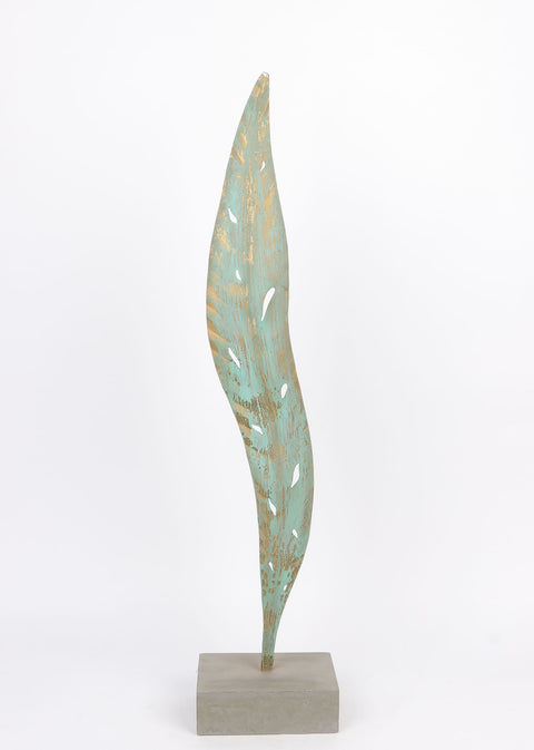 5.875"x9"x27.375" Resin leaf table décor