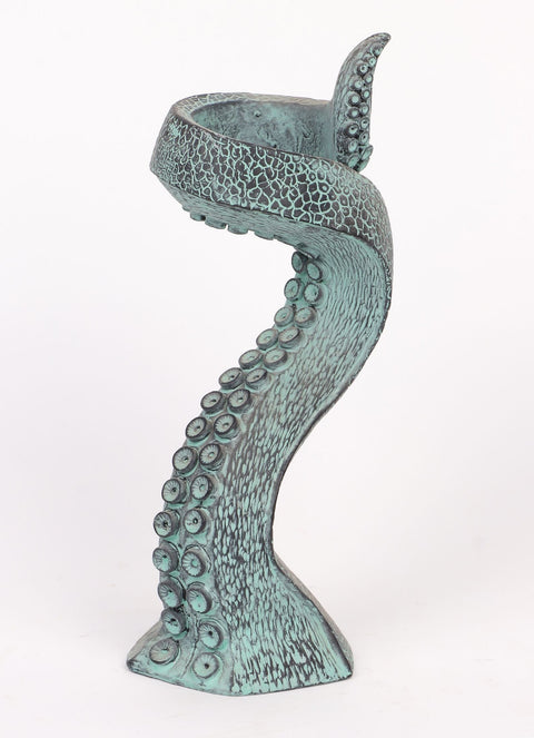 7''H Décor serpent en résine