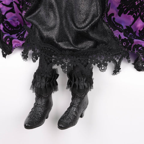 12*6*16'' PURPLE/BLACK STANDING WITCH DÉCOR