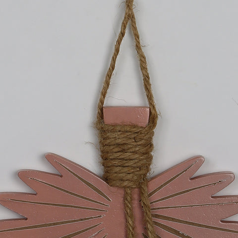 7*0.625*7.75‘’. Maole Leaf Wall Décor