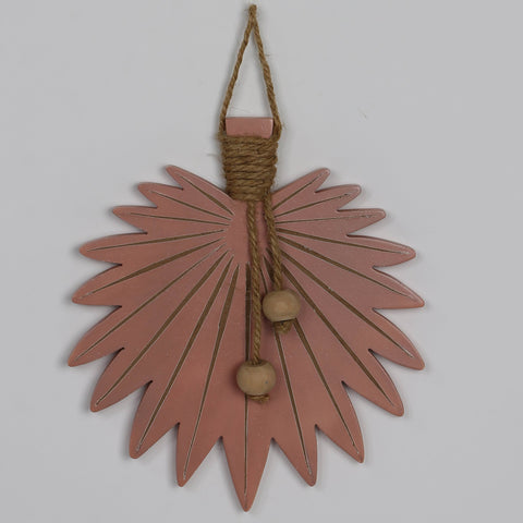 7*0.625*7.75‘’. Maole Leaf Wall Décor