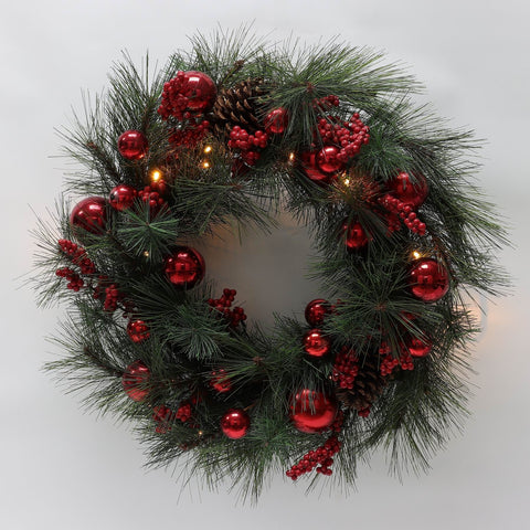 CHRISTMAS 22" B/O Scoth Pine &Berries wreath