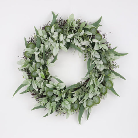 23 po OREILLE D'AGNEAU AVEC COURONNE D'EUCALYPTUS