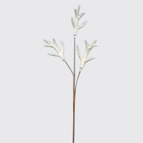 28 Inch Antlers Pick Décor