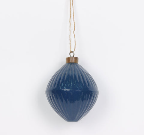 3.5X3.5X4.5 Inch Hanging Ball