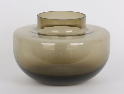 8.5''X8.5"X6''
Floral Vase Décor